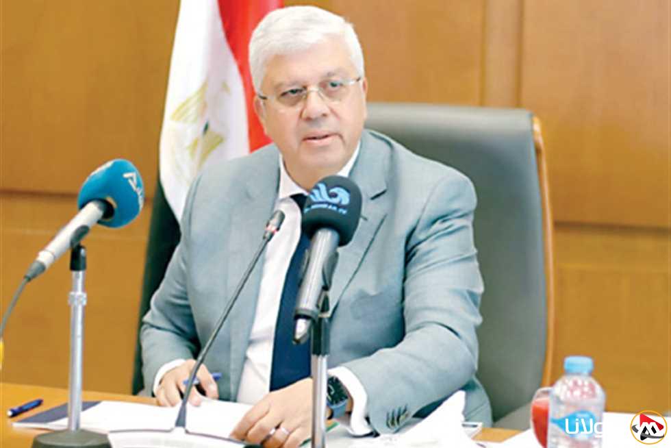 وزير التعليم العالي يكشف عن آلية اختيار القيادات في المعاهد العليا