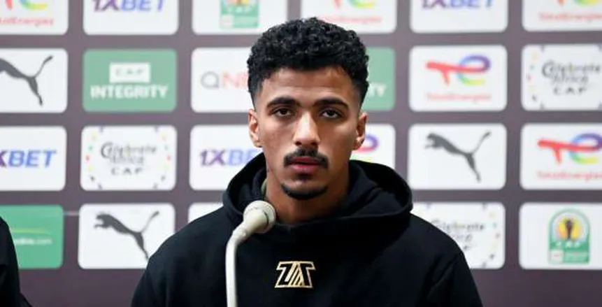حازم إمام يوضح موقف عبد المجيد من تجديد العقد.. هل يفتقد الزمالك مدافعه؟