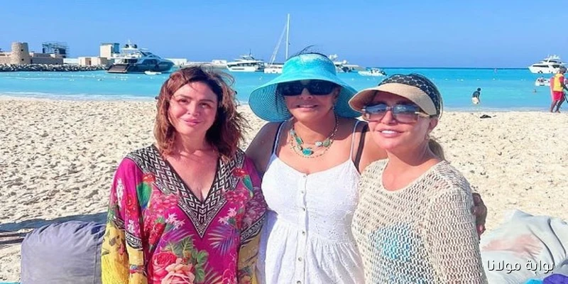 إلهام شاهين تعبر عن سعادتها بصداقة ليلى علوي وهالة صدقي في صورة مميزة