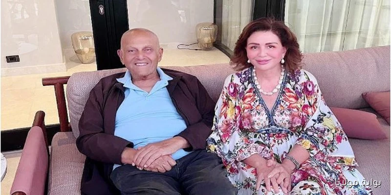 هالة صدقي وإلهام شاهين مع مجدي بعقوب يستمتعون بأجواء الساحل الشمالي