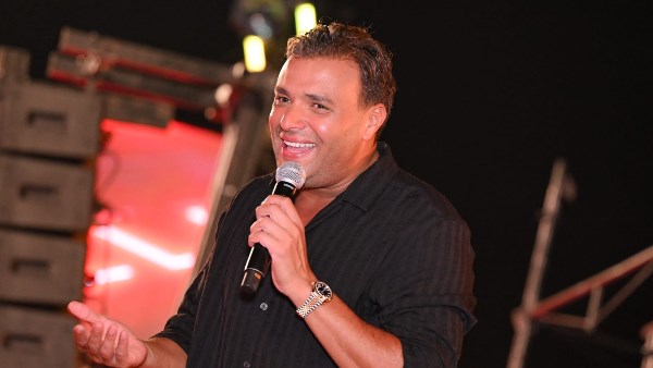 رامي صبري يتألق في حفل مكتمل العدد بالعلمين الجديدة.. صور مدهشة من الحدث