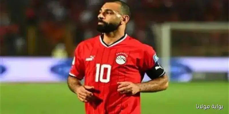 منتخب مصر يحتفي بمحمد صلاح كأفضل لاعب في إنجلترا في ممر شرفي (فيديو)