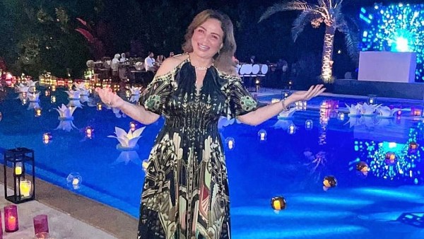 إلهام شاهين تتألق بفستان أنيق في أحدث إطلالة لها