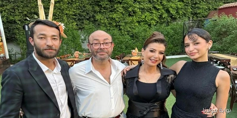 منال سلامة تشارك صورة عائلتها وتعبّر عن حبها لهم كأهم من في حياتها