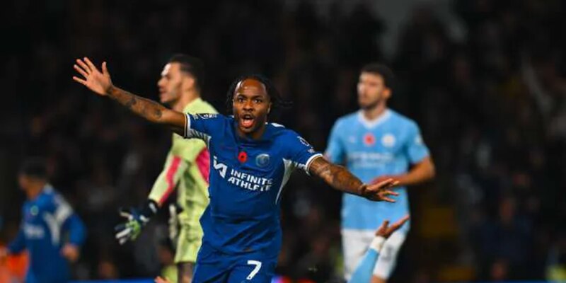 صدمة في تشيلسي بسبب سترلينج وقرار حول الانضمام للدوري السعودي